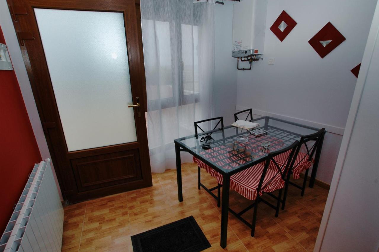 Apartamentos La Caseta Isla Bagian luar foto